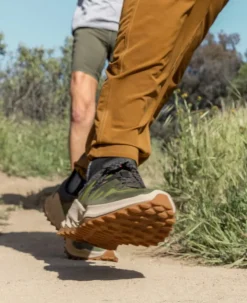 Chaussures*KEEN Zionic Speed Hiking Shoe Pour Homme  |  Black/Star White Black/StarWhite